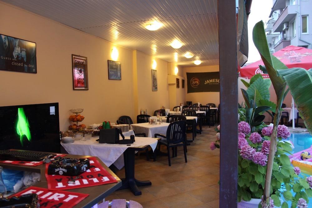 Italia Hotel Nesebăr Exterior foto