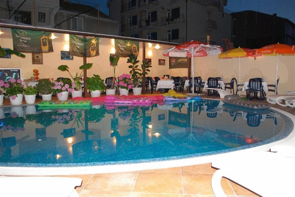 Italia Hotel Nesebăr Exterior foto